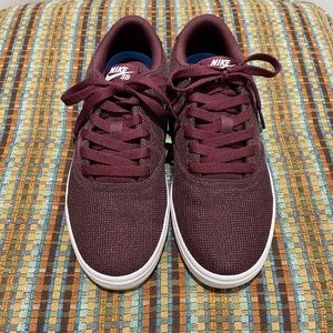 Nike SB Solar Skateboarding Shoe Size US7